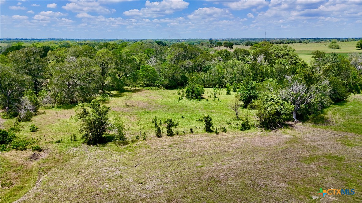 3703 Muehr Road Property Photo 4
