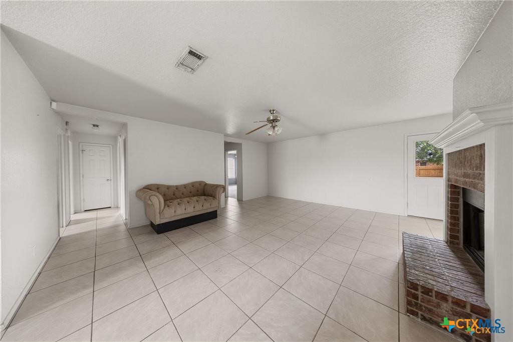 3810 John Haedge Drive Property Photo 4