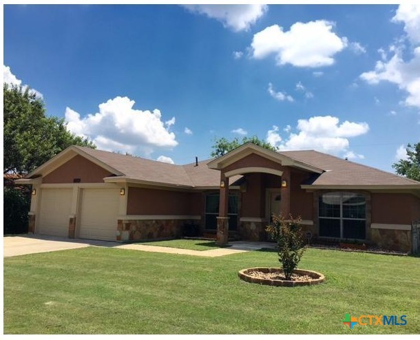 3210 Edgewood Drive Property Photo 1