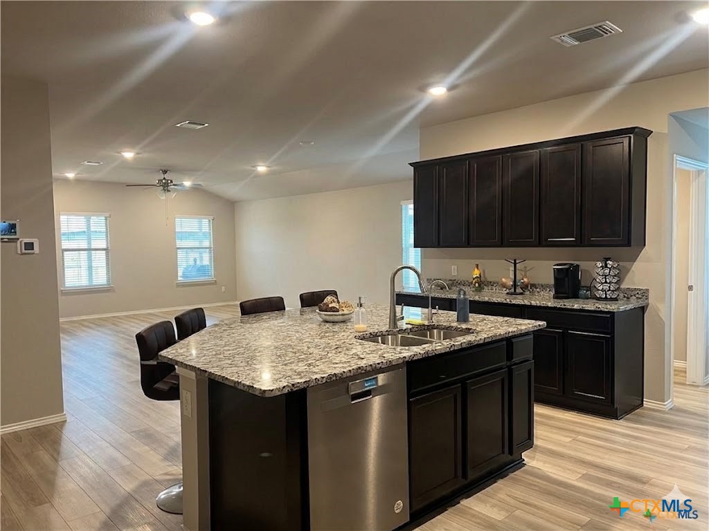 9114 Cantera Ridge Road Property Photo 4