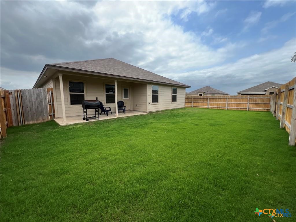 9114 Cantera Ridge Road Property Photo 12