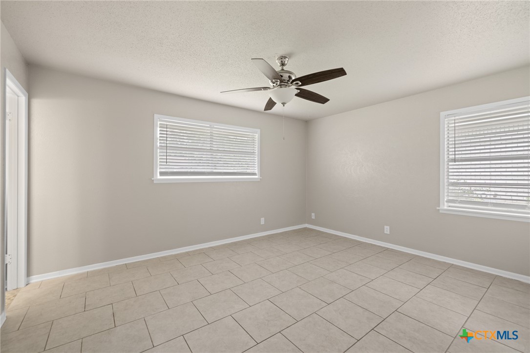 1609 Linwood Road Property Photo 17