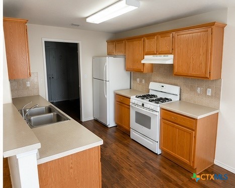 636 Fort Thomas Place Property Photo 9