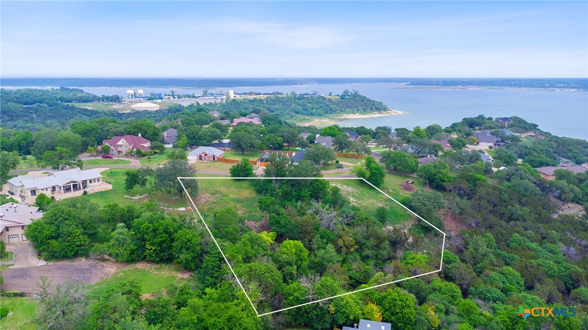 4447 & 4441 Blue Ridge Drive Property Photo 6