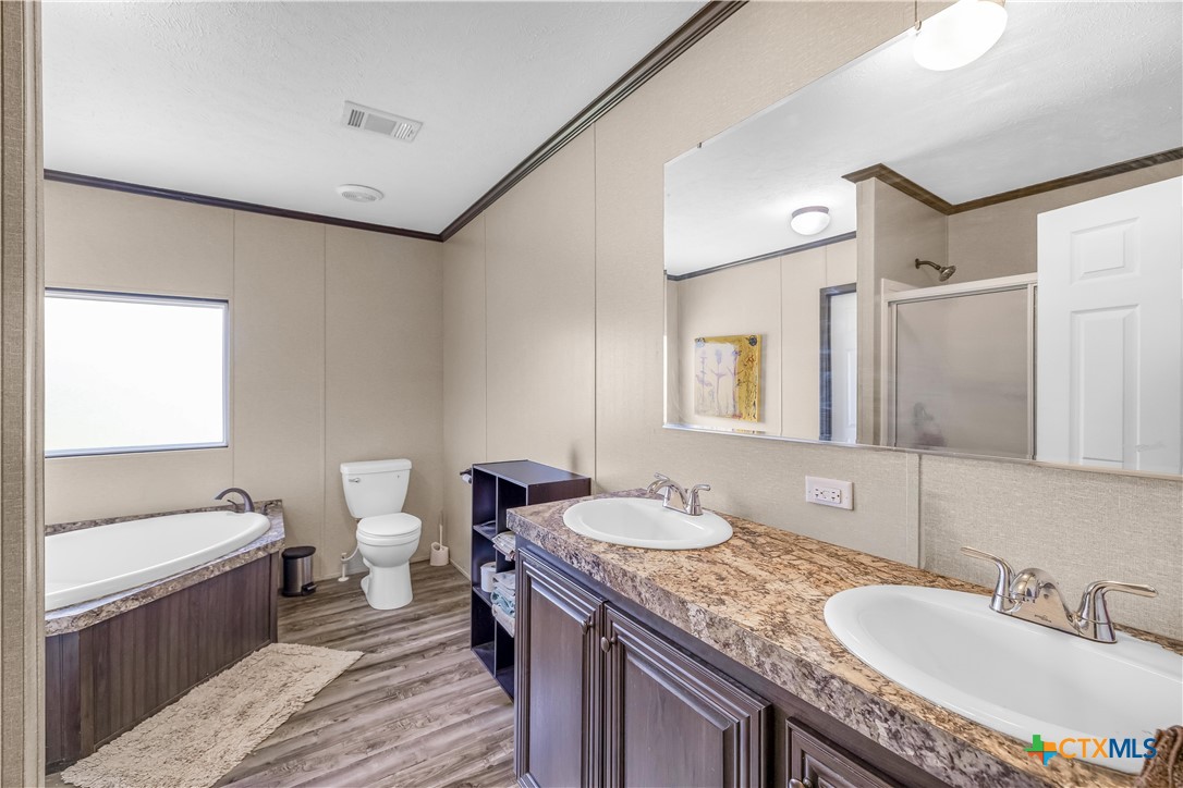 4516 Fm 1090 Property Photo 13