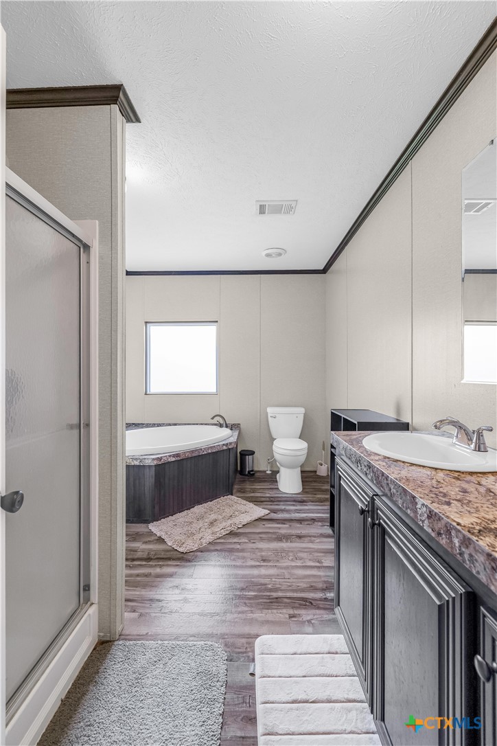 4516 Fm 1090 Property Photo 15