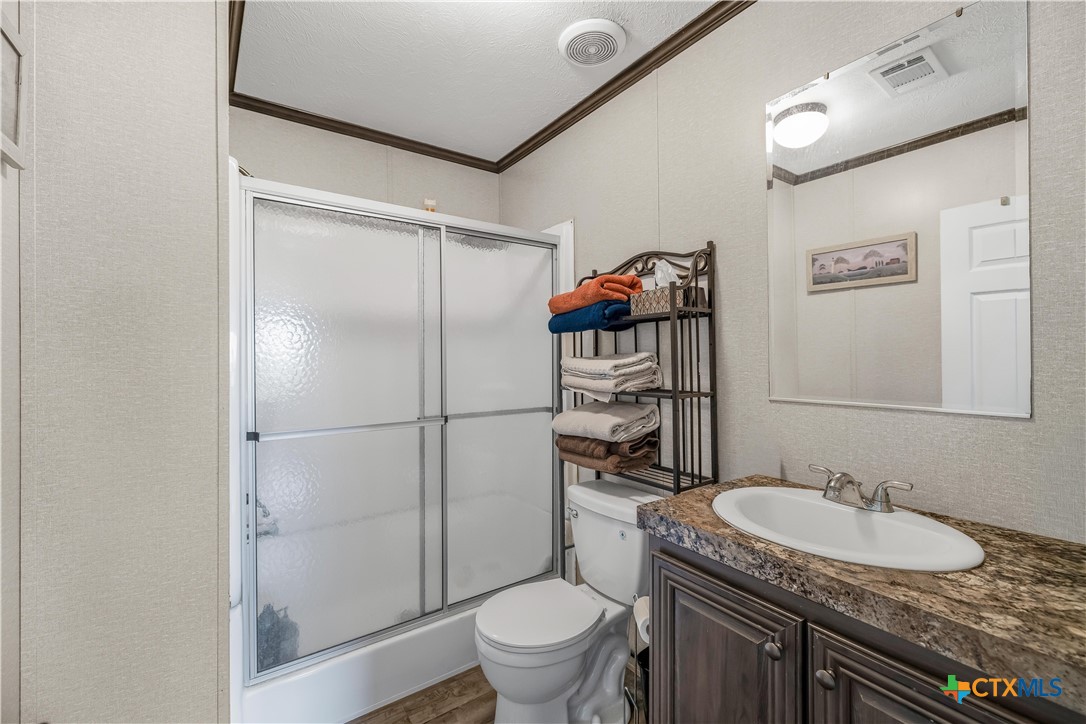4516 Fm 1090 Property Photo 20