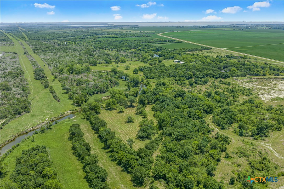 4516 Fm 1090 Property Photo 24