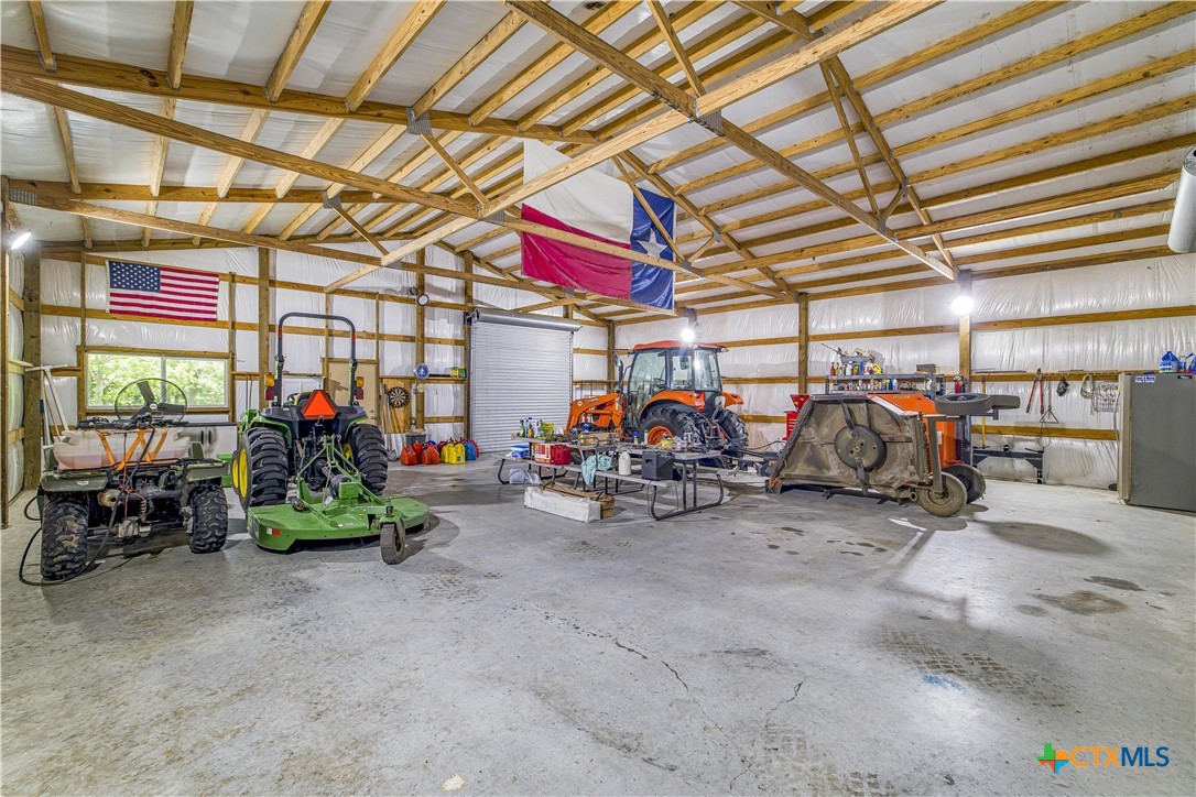 4516 Fm 1090 Property Photo 41