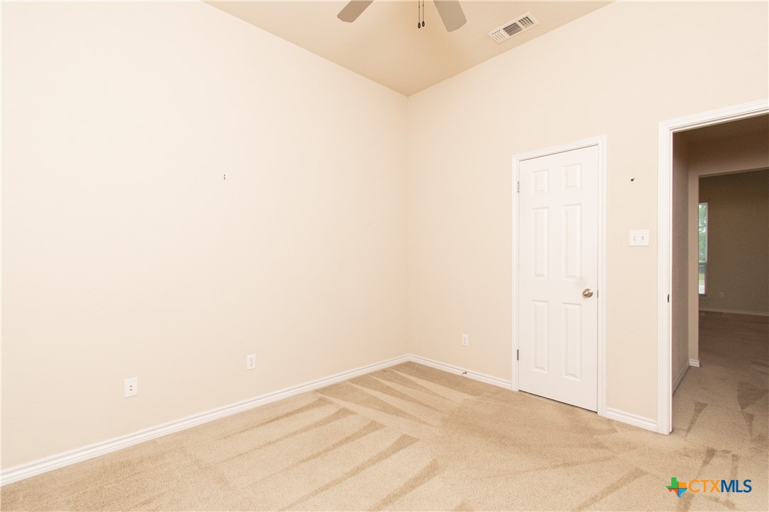 5812 Ellington Court Property Photo 24