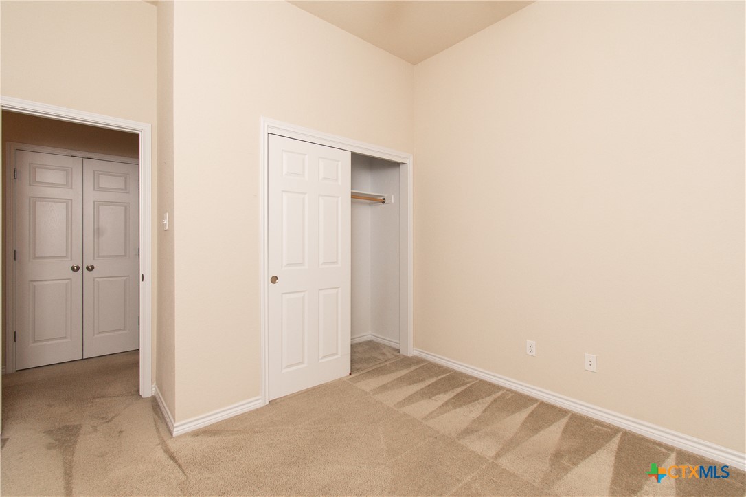 5812 Ellington Court Property Photo 28