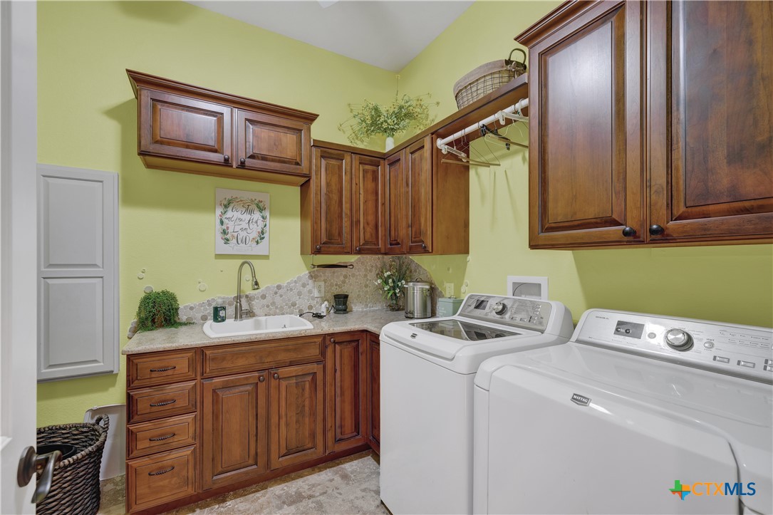 2611 Westview Drive Property Photo 18