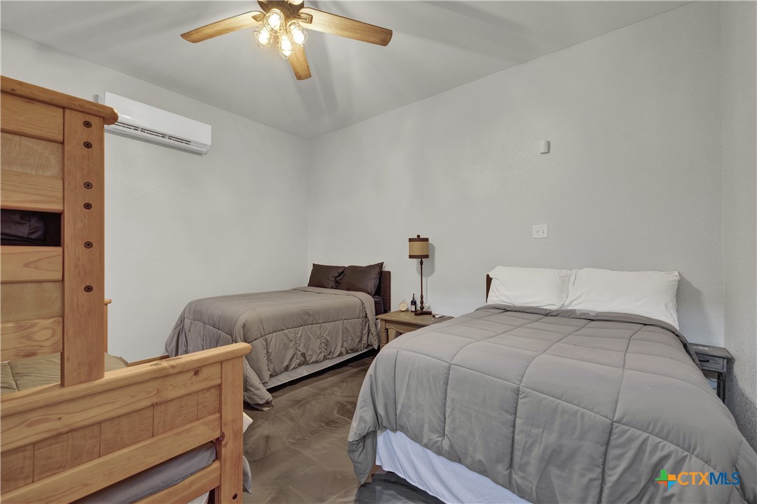2611 Westview Drive Property Photo 23