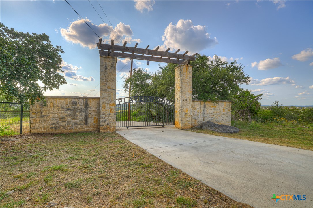 2611 Westview Drive Property Photo 46
