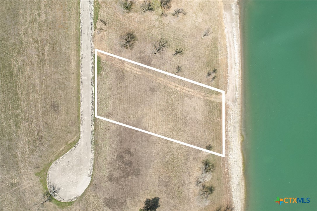 10700 Aqualux Cove Property Photo 11