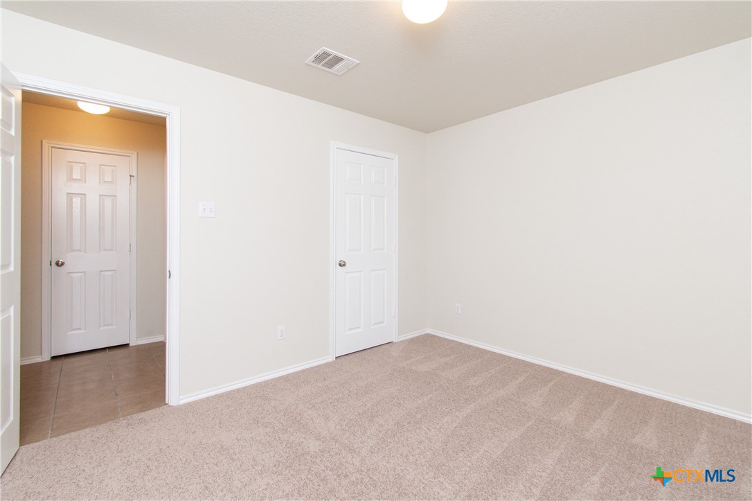 1219 Cozy Creek Drive Property Photo 3