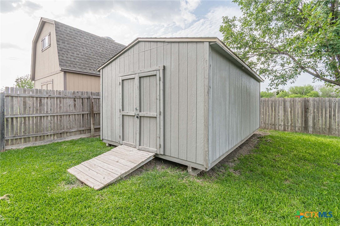 1021 Loma Verde Drive Property Photo 33