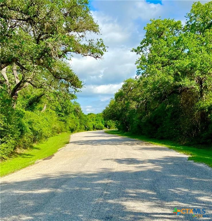 208 Post Oak Road Property Photo 6