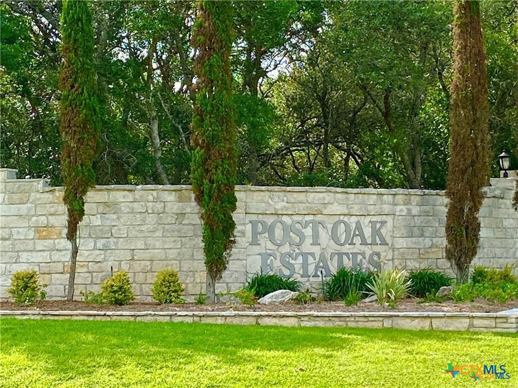 208 Post Oak Road Property Photo 7