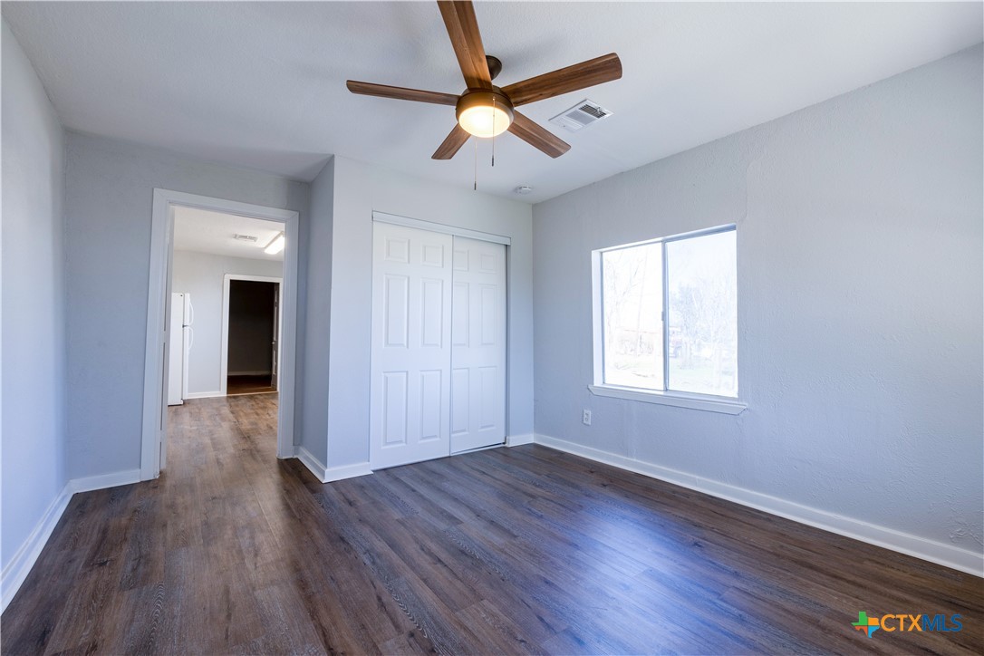 2304 Thrasher Lane A Property Photo 10