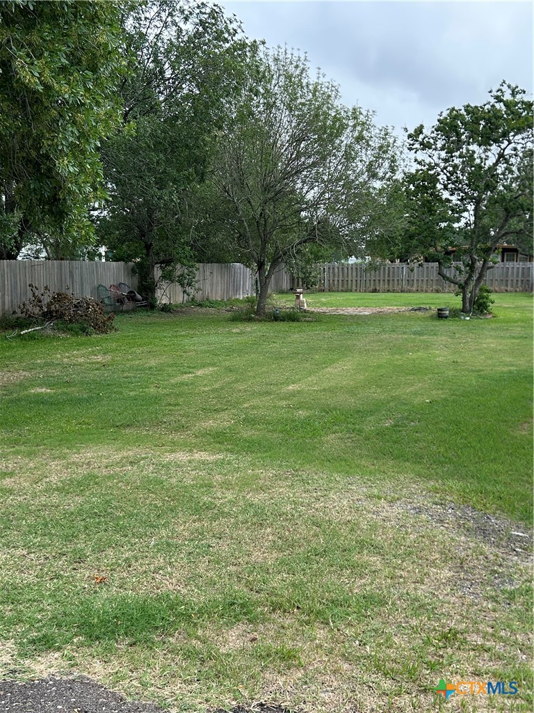 1201 W Broadway Avenue Property Photo 1
