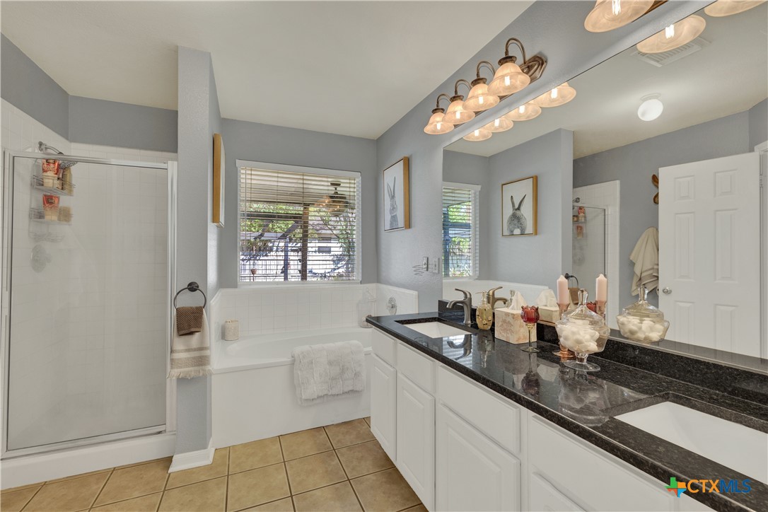 1116 River Rock Property Photo 10