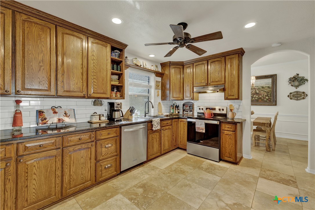 1116 River Rock Property Photo 16