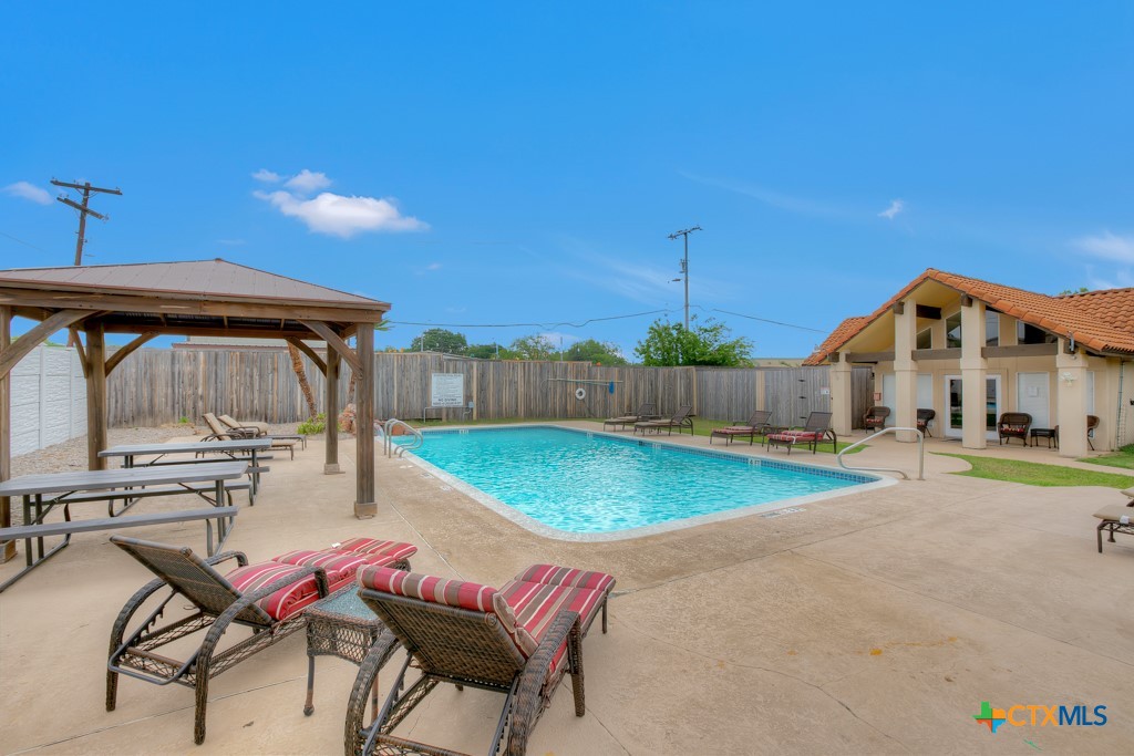 1116 River Rock Property Photo 41