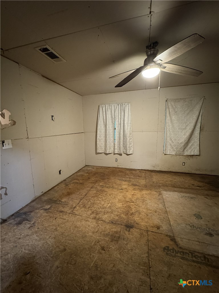 1875 County Road 3155 Property Photo 18
