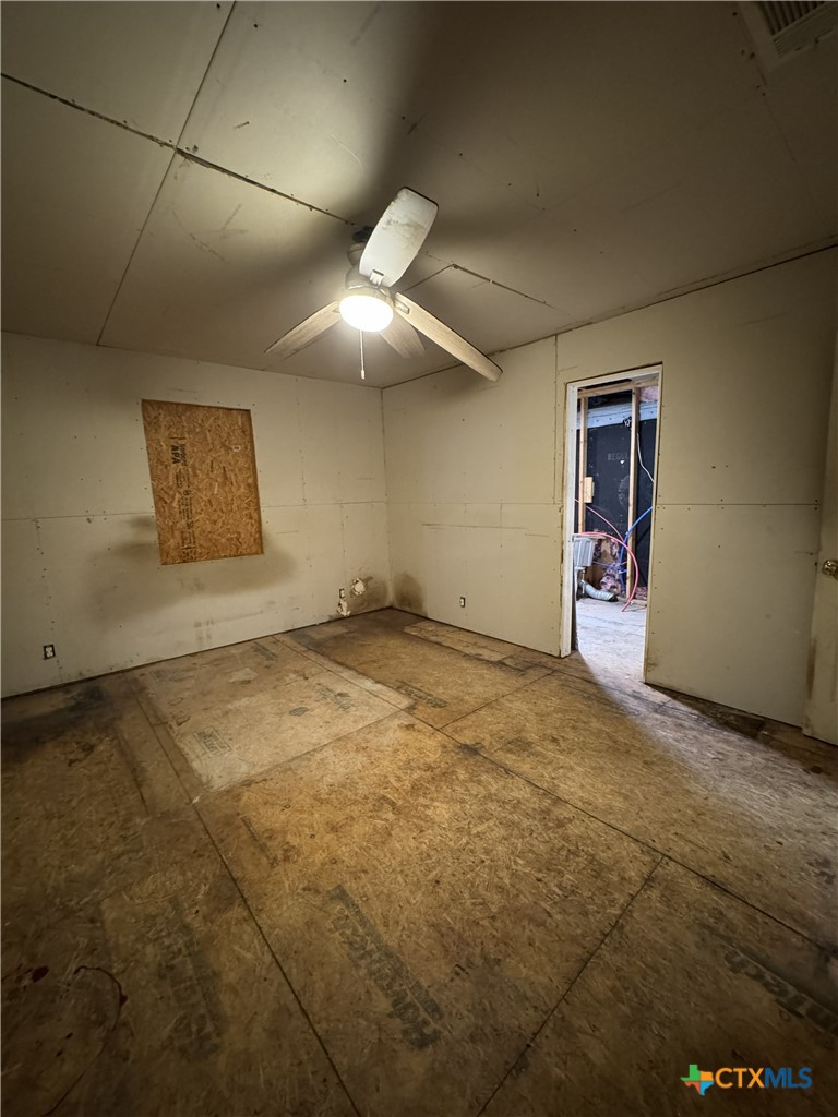 1875 County Road 3155 Property Photo 19
