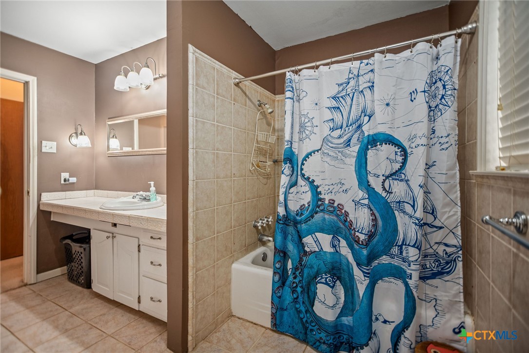 1706 College Drive Property Photo 24