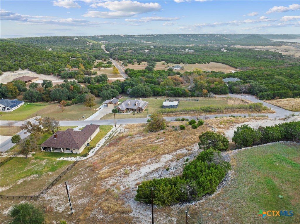 3519 Shoreline Drive Property Photo 5