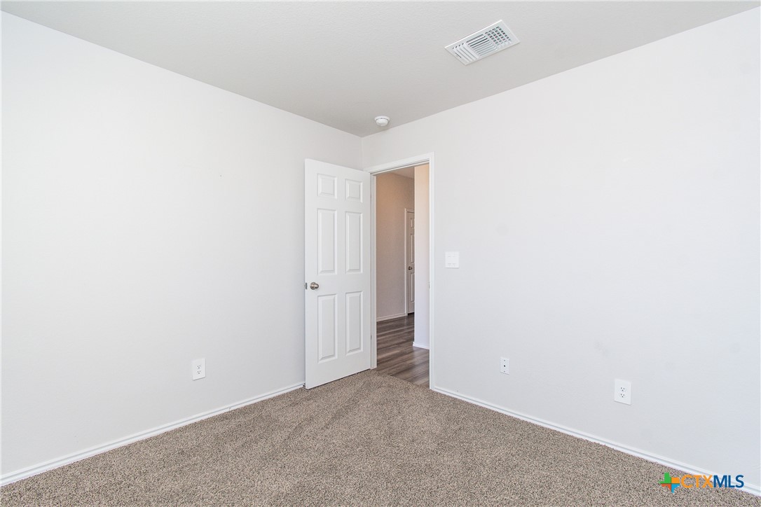 2353 Aylesbury Drive Property Photo 21