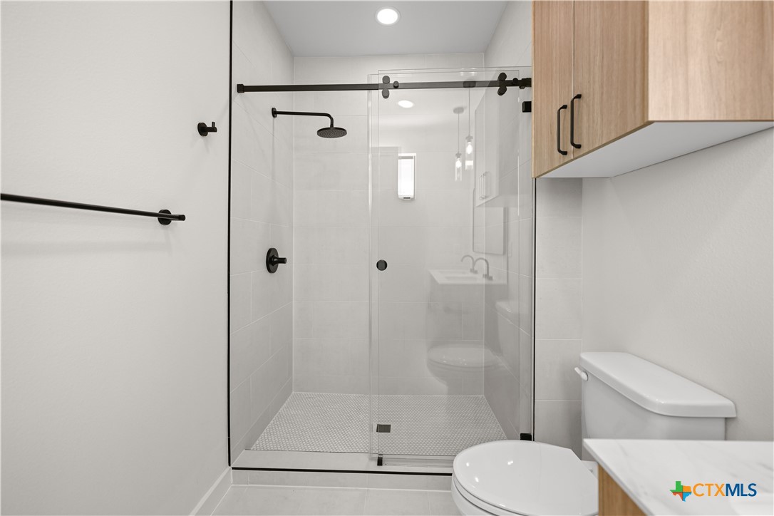 634 Central Parkway 1201 Property Photo 28