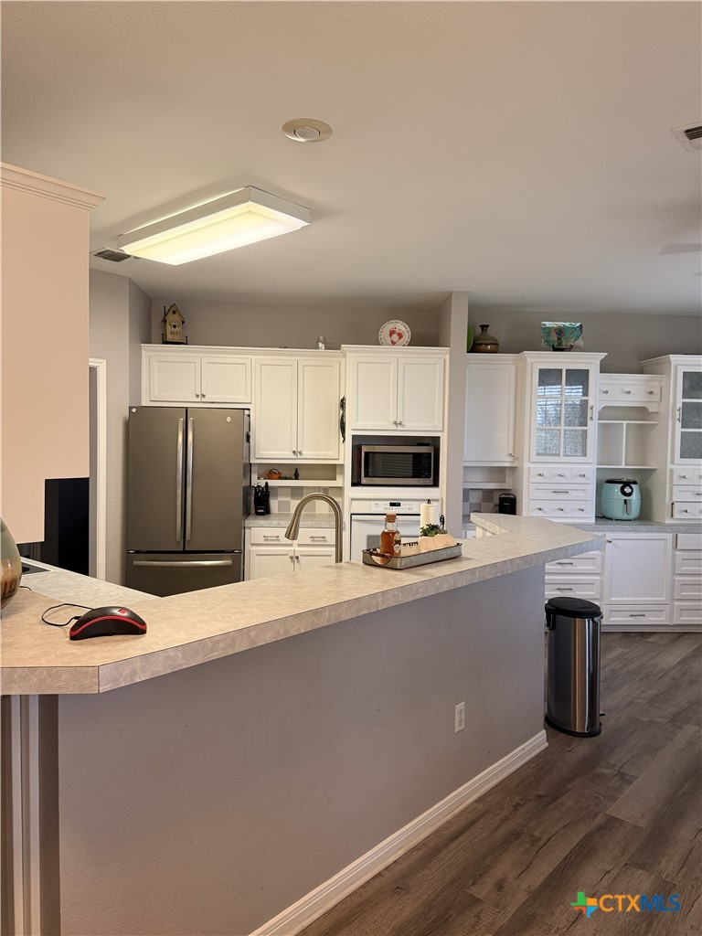 5600 Fm 1466 Property Photo 5
