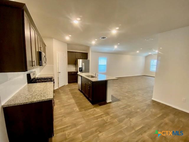 1733 James Street Property Photo 3