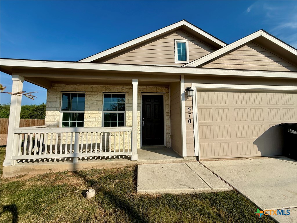 570 Blue Stem Road Property Photo 2