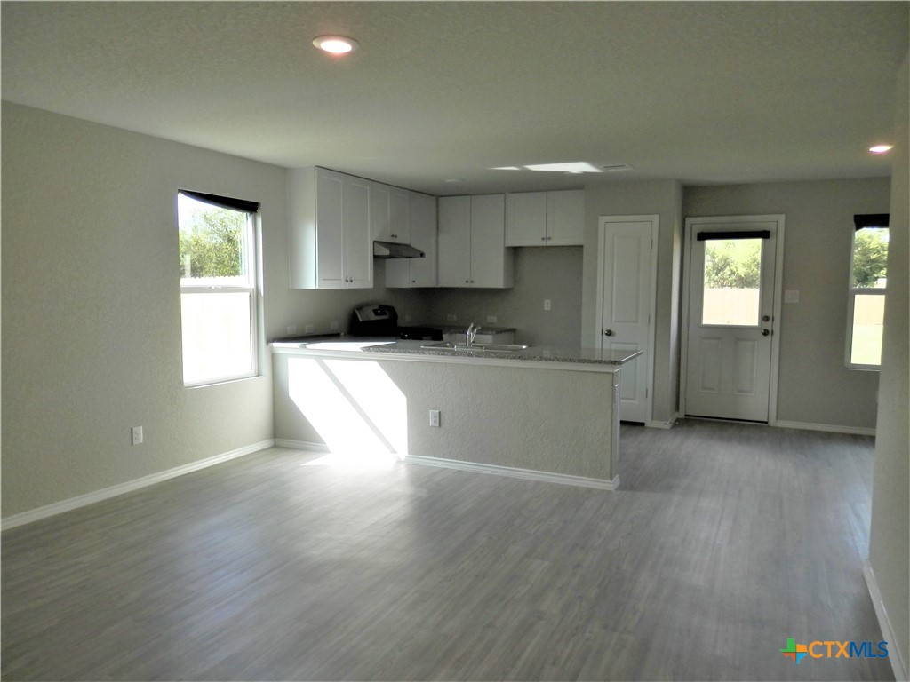 570 Blue Stem Road Property Photo 8