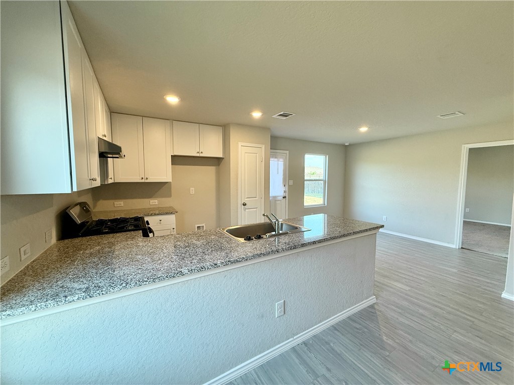 570 Blue Stem Road Property Photo 8