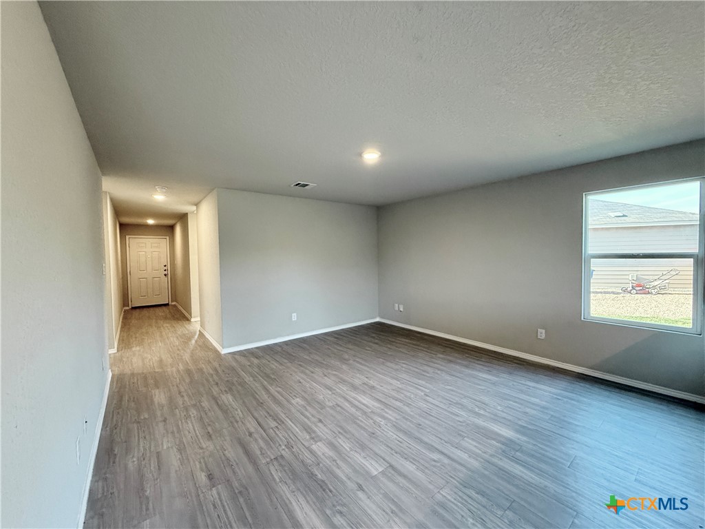 570 Blue Stem Road Property Photo 12