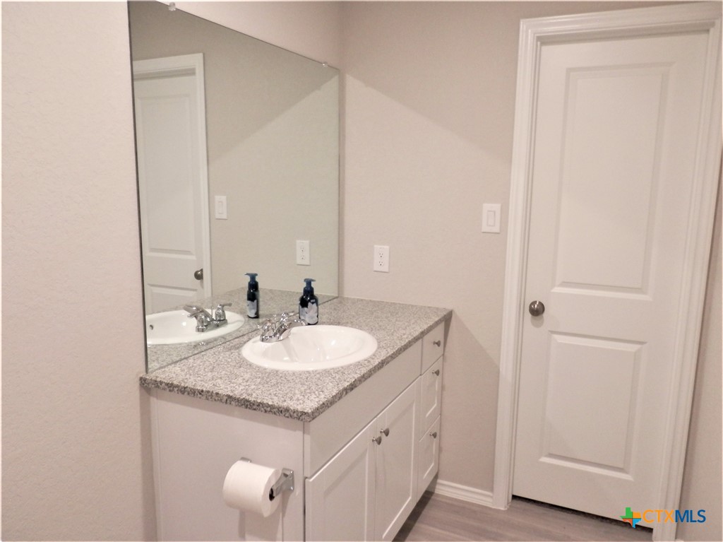 570 Blue Stem Road Property Photo 17
