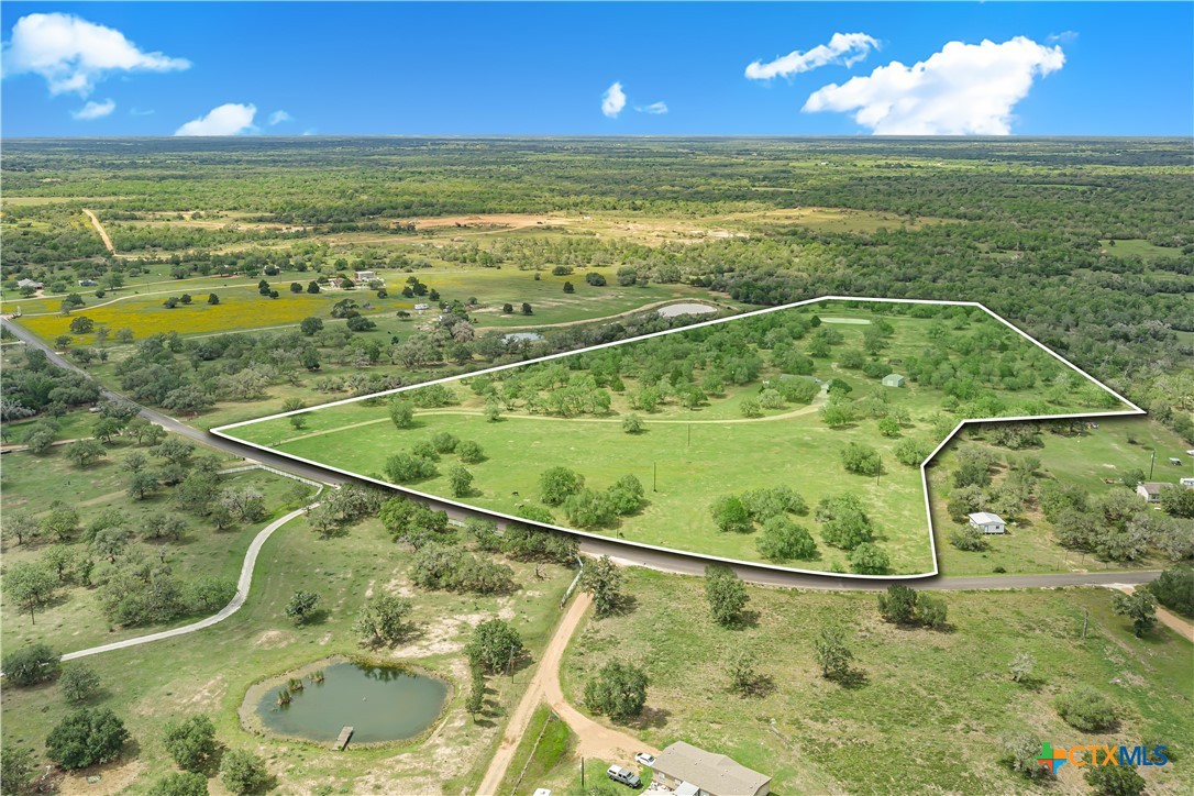 2826 Cattle Guard Road Property Photo 1