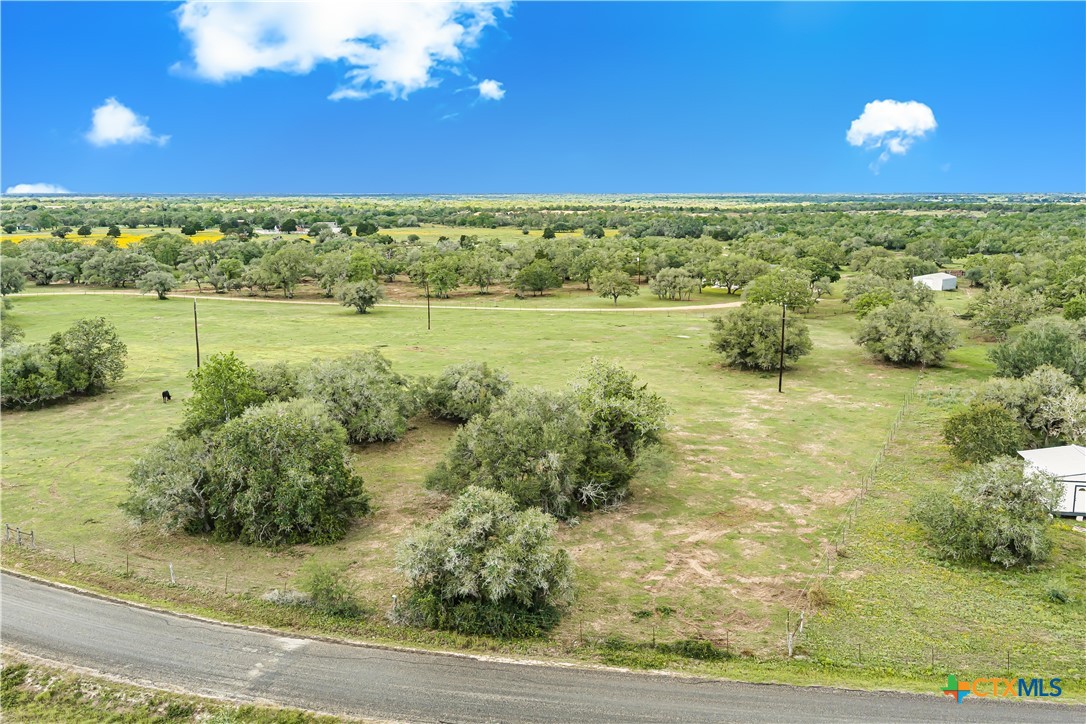 2826 Cattle Guard Road Property Photo 3
