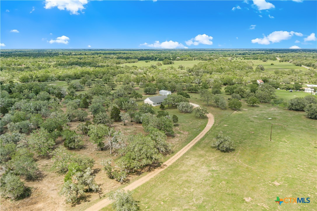 2826 Cattle Guard Road Property Photo 5