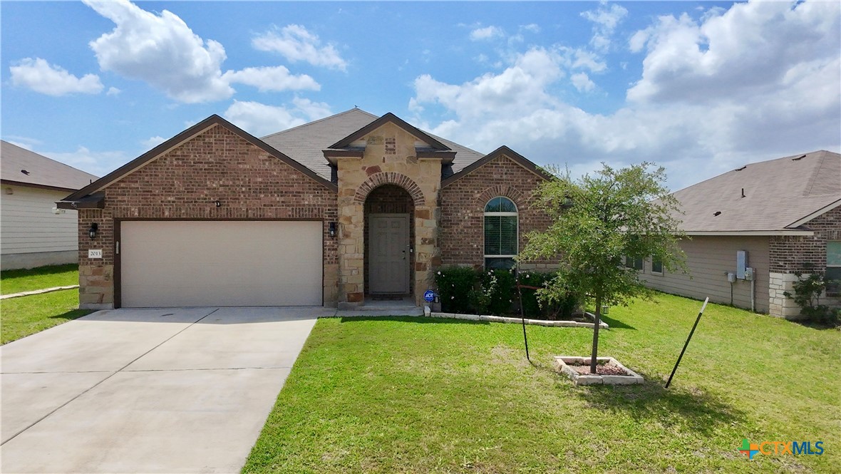 2013 Mallard Court Property Photo