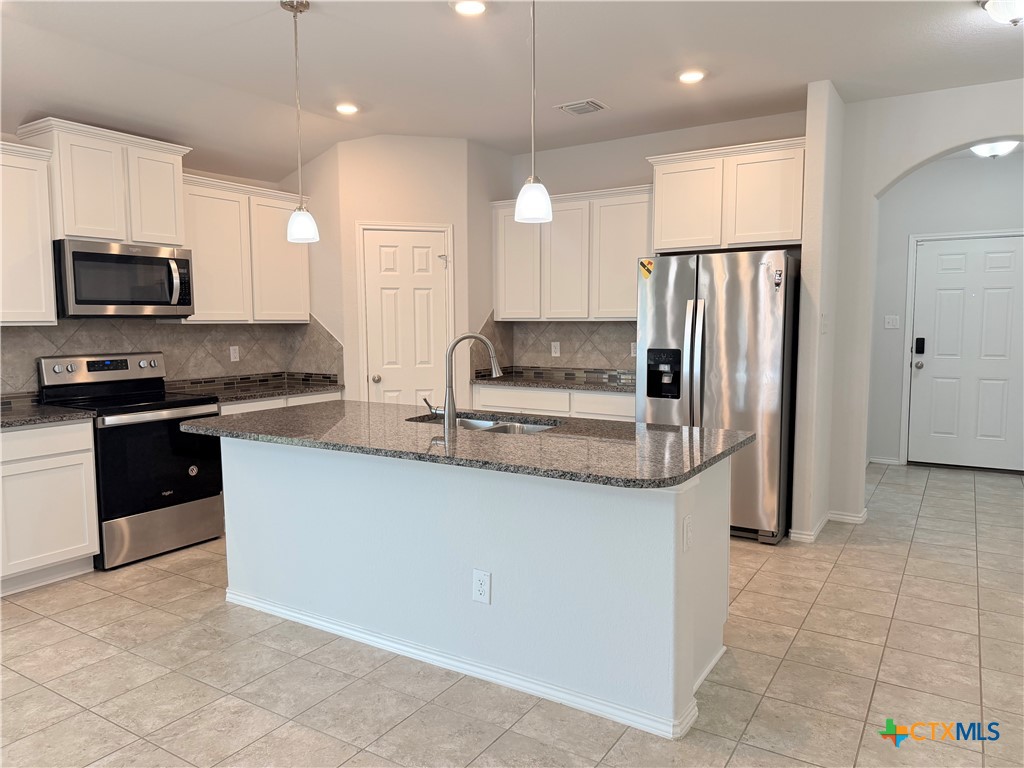2013 Mallard Court Property Photo 6