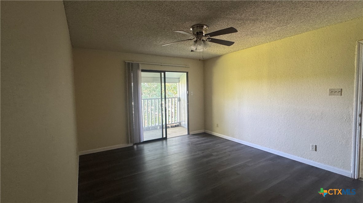 2109 Hinkle Avenue Property Photo 2
