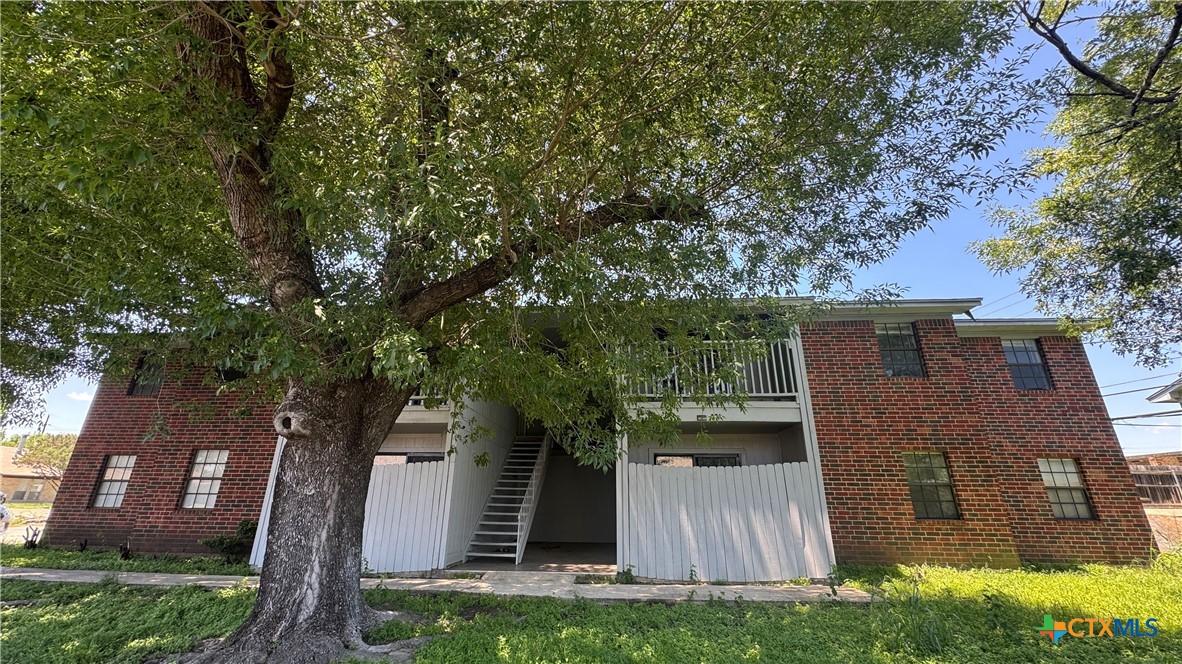 2109 Hinkle Avenue Property Photo 3