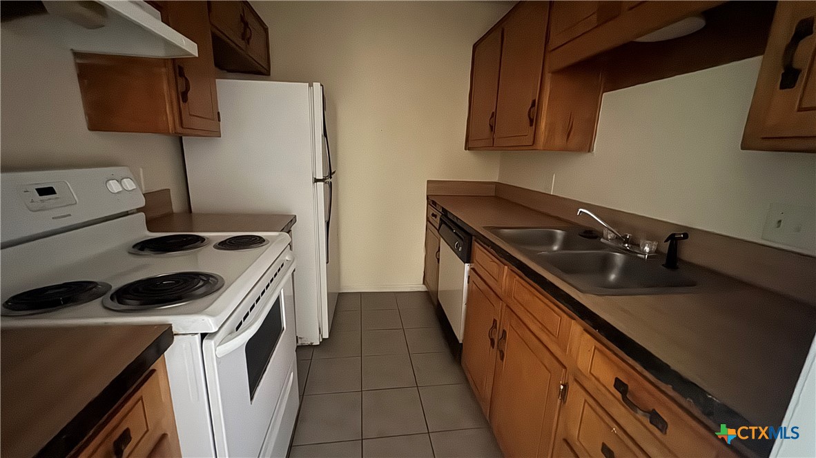 2109 Hinkle Avenue Property Photo 5