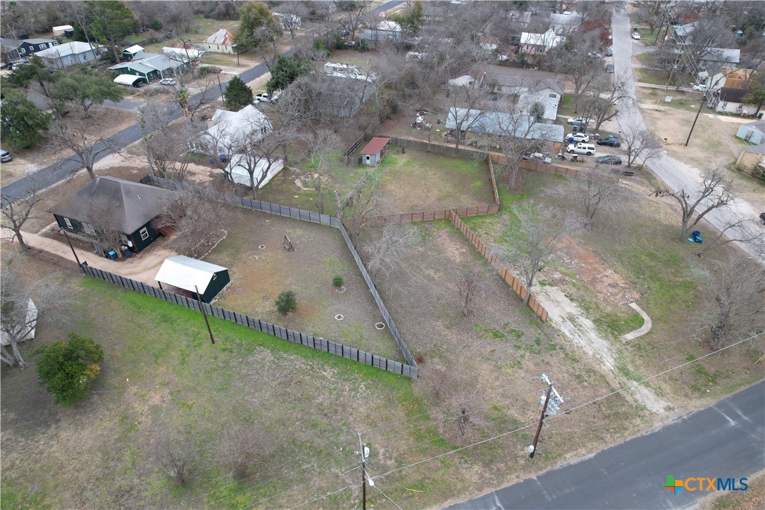 305-b Lexington Road Property Photo 5